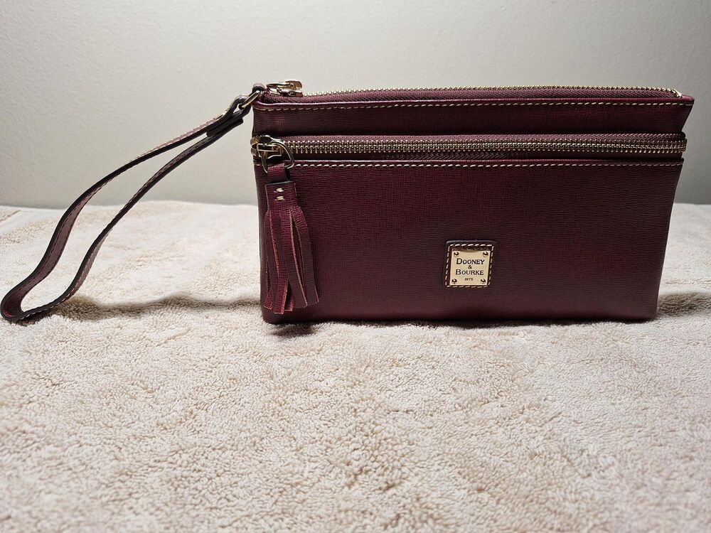Dooney & Bourke burgundy saffiano leather wristlet - Picture 2 of 6
